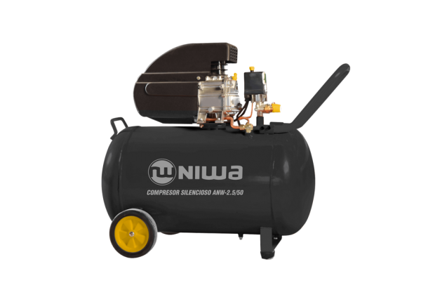 Compresor Niwa 2.5 HP y 50 lts. + Kit 5 Pz. Manguera y Pistolas - NIWA