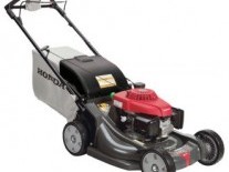 Cortacésped autopropulsada, 53 cm ancho de corte. Motor 6,5 HP, bolsa